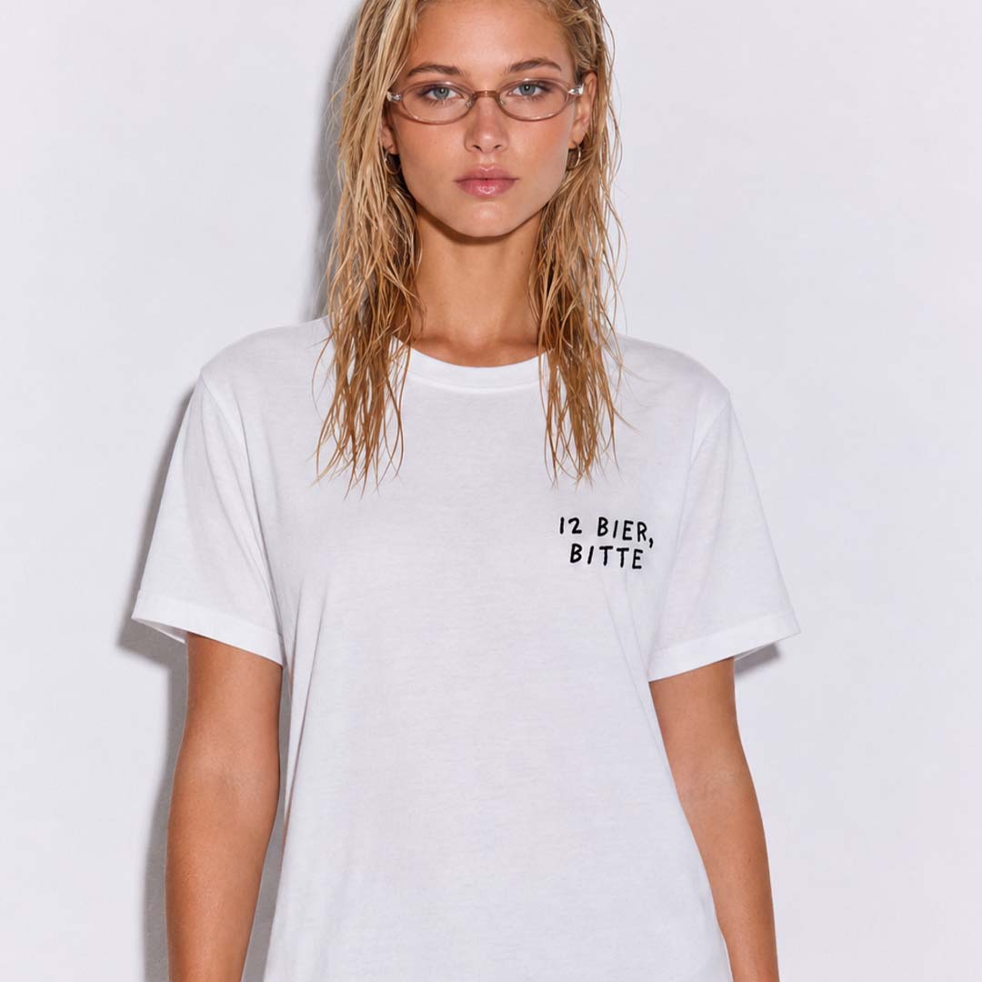 12 BIER, BITTE - Premium T-Shirt Unisex