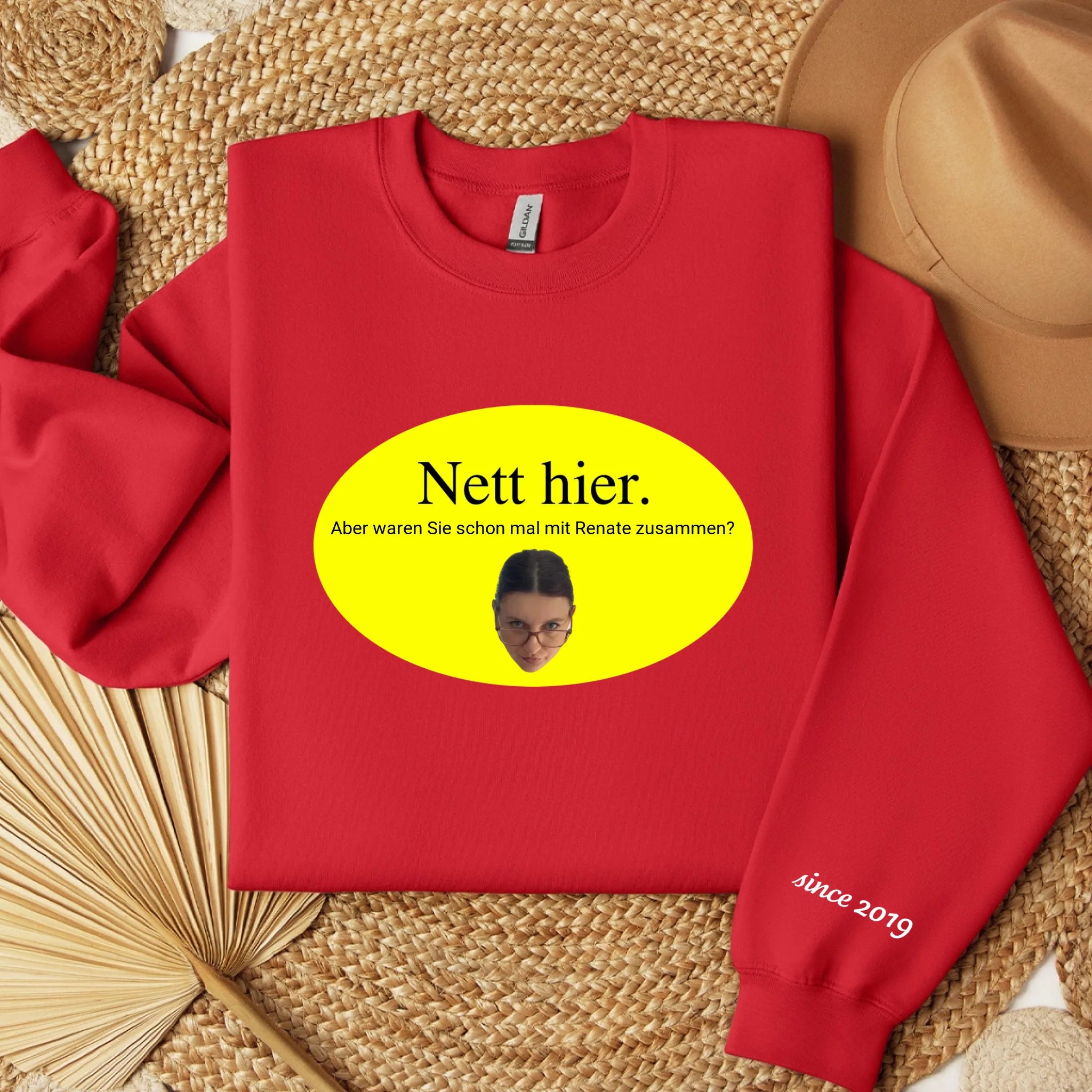 sweater folded red