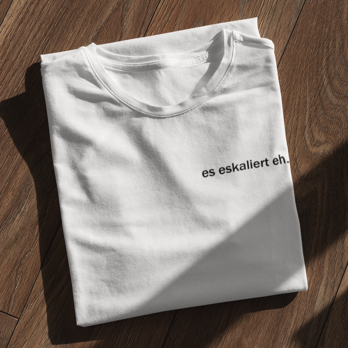 es eskaliert eh - Premium Shirt Damen