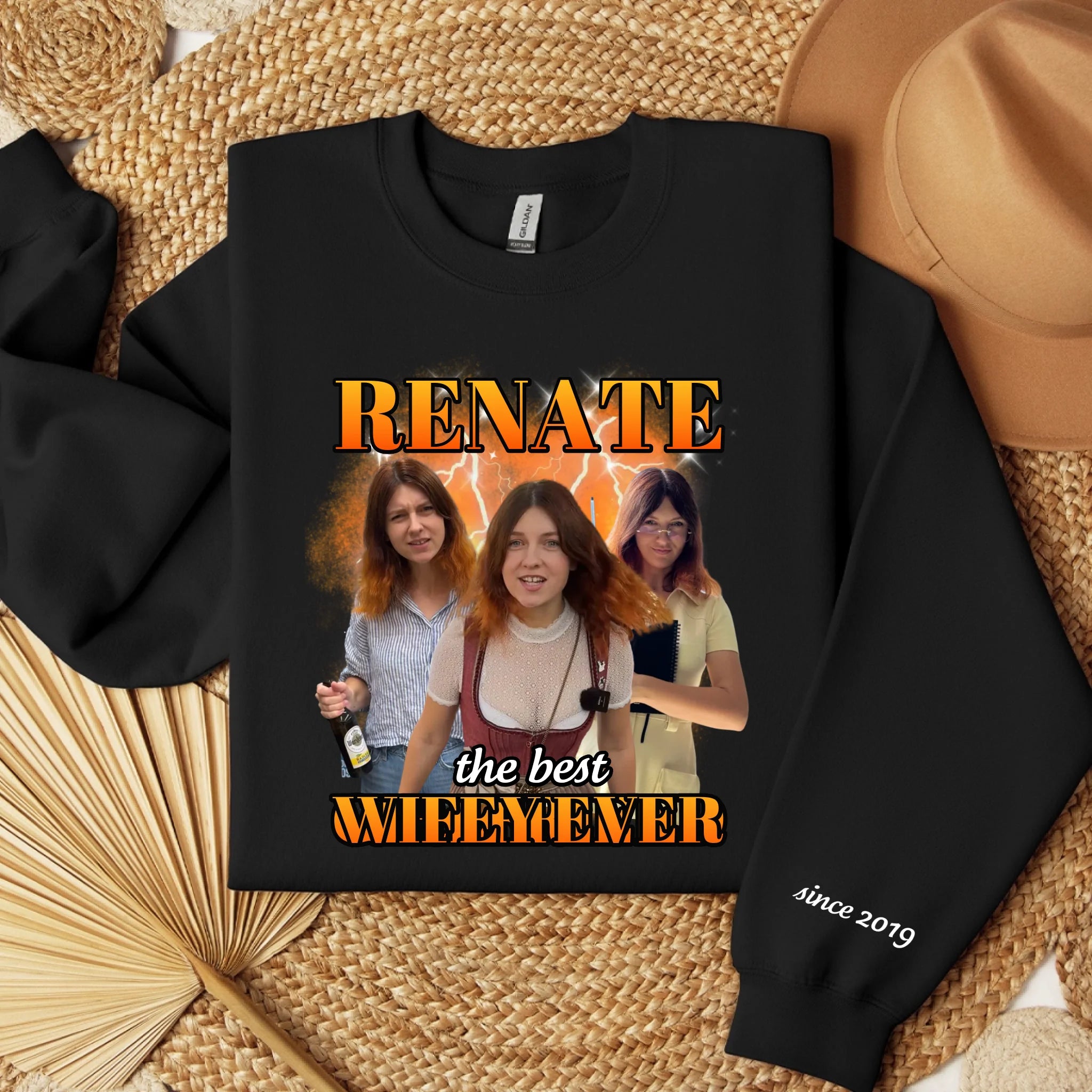 mockup sweater arm black 2