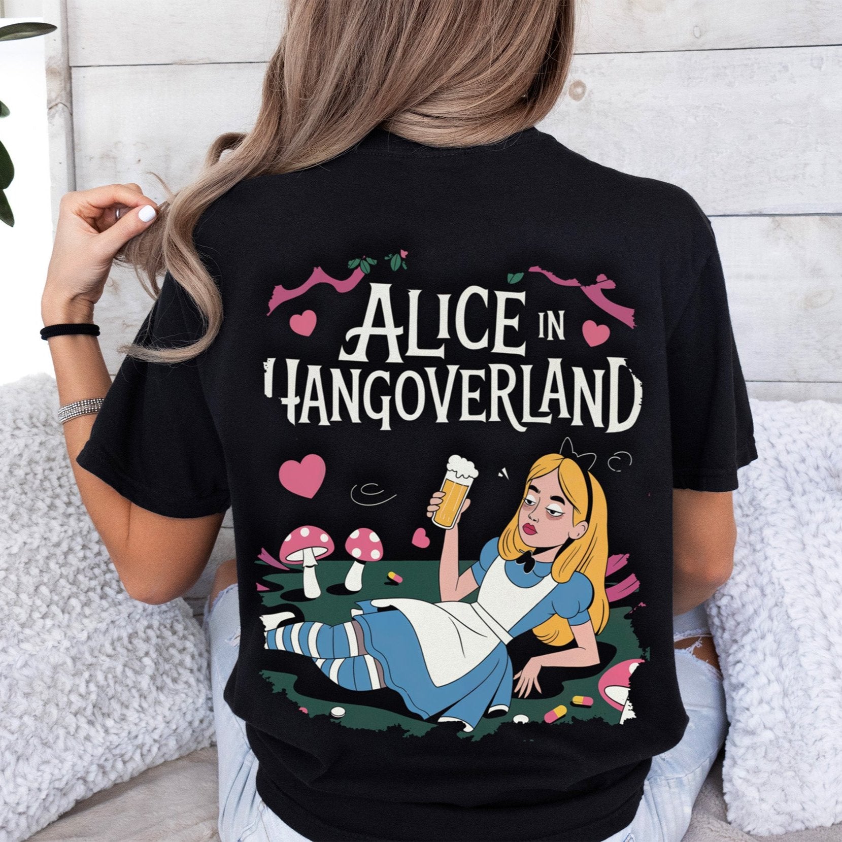 ALICE IN HANGOVERLAND BACKPRINT - Premium Shirt Oversize